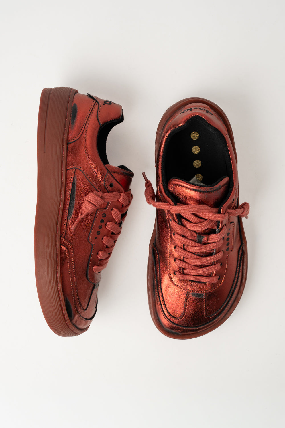 Soho Metal Red